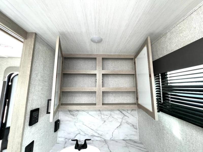 2025 East to West 2025 East to West Alta - thumbnail 36