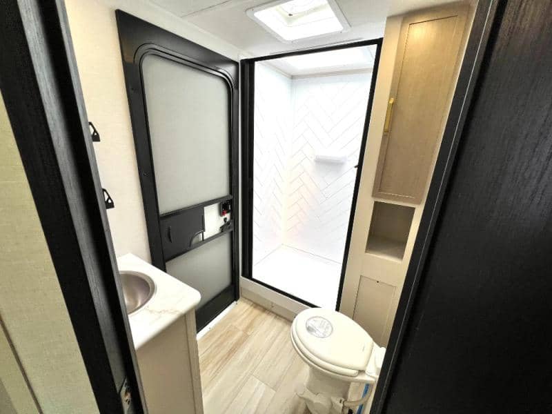 2025 Forest River 2025 Forest River Salem Hemisphere Hyper-Lyte - thumbnail 32