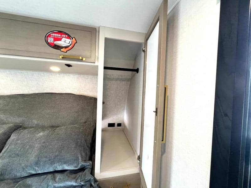 2025 Forest River 2025 Forest River Salem Hemisphere Hyper-Lyte - thumbnail 48