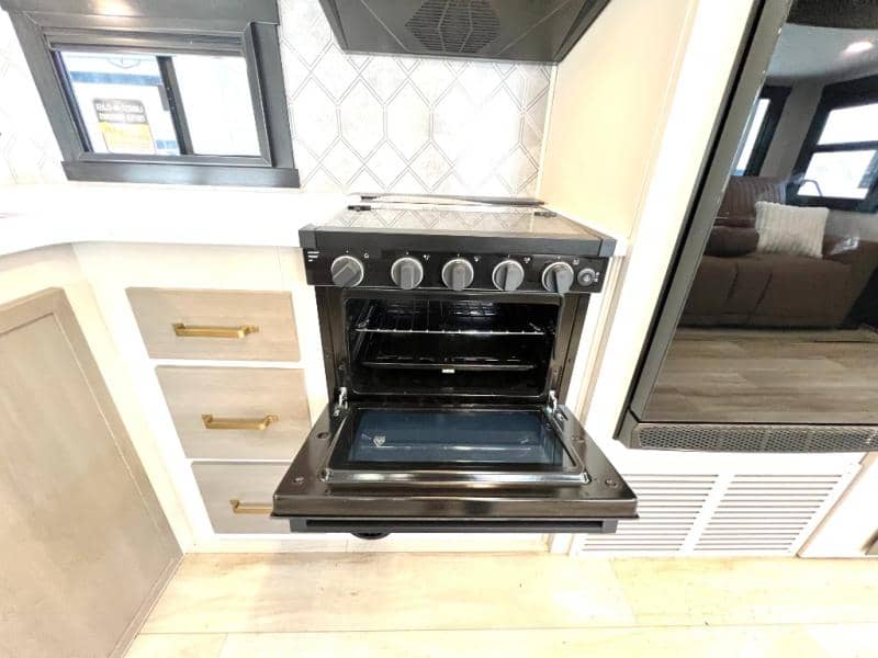 2025 Forest River 2025 Forest River Salem Hemisphere Hyper-Lyte - thumbnail 32