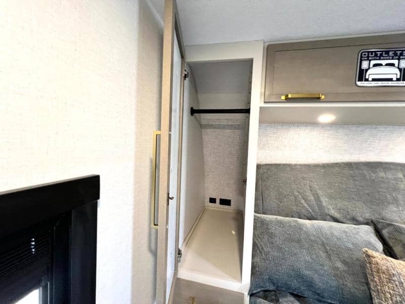 2025 Forest River 2025 Forest River Salem Hemisphere Hyper-Lyte - thumbnail 36