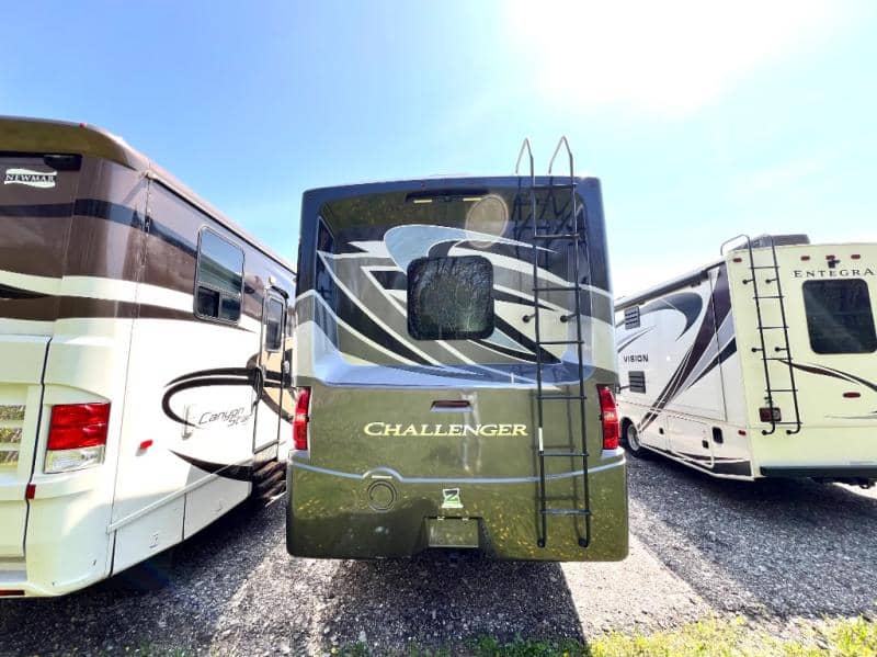 2022 Thor Motor Coach 2022 Thor Motor Coach Challenger - thumbnail 10