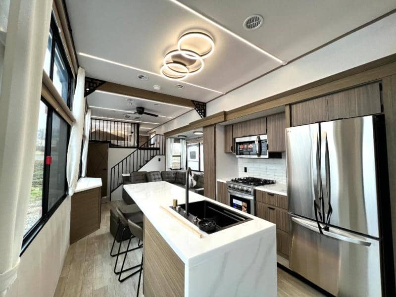 2025 Forest River 2025 Forest River Salem Grand Villa - thumbnail 13