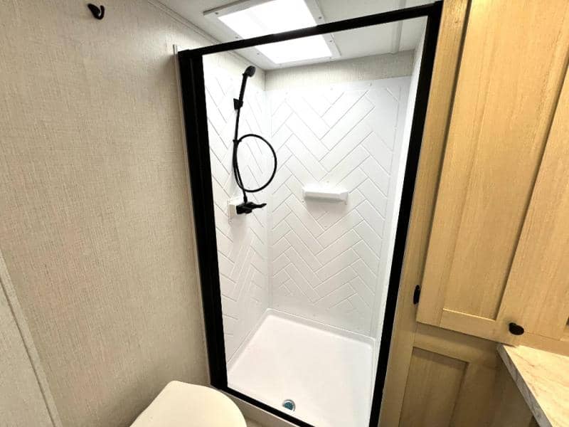 2025 Forest River 2025 Forest River Wildcat - thumbnail 43