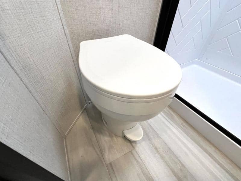 2025 Forest River 2025 Forest River Wildcat - thumbnail 44