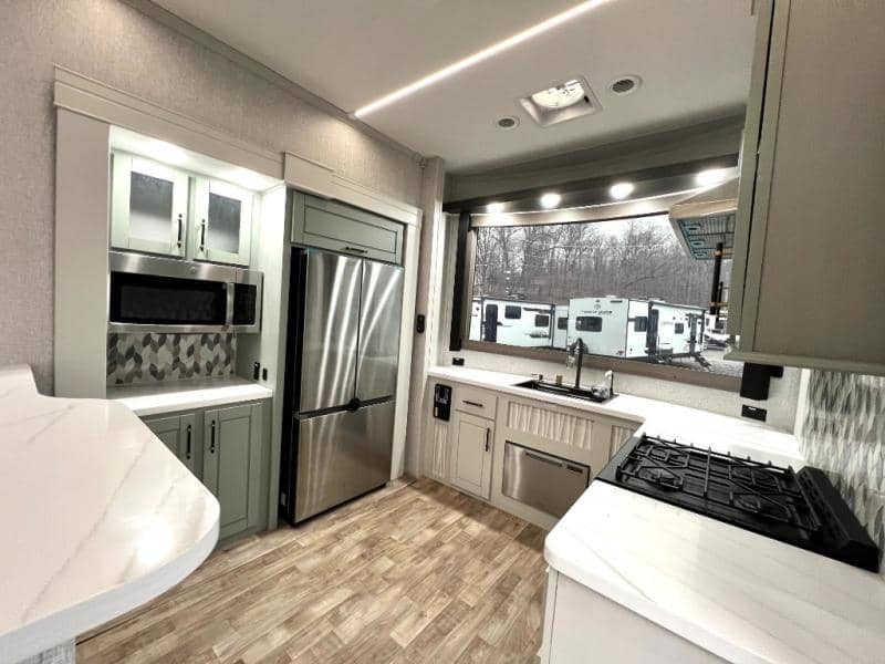 2025 CrossRoads 2025 CrossRoads Redwood Regency - thumbnail 19