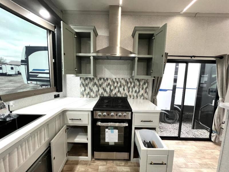 2025 CrossRoads 2025 CrossRoads Redwood Regency - thumbnail 22