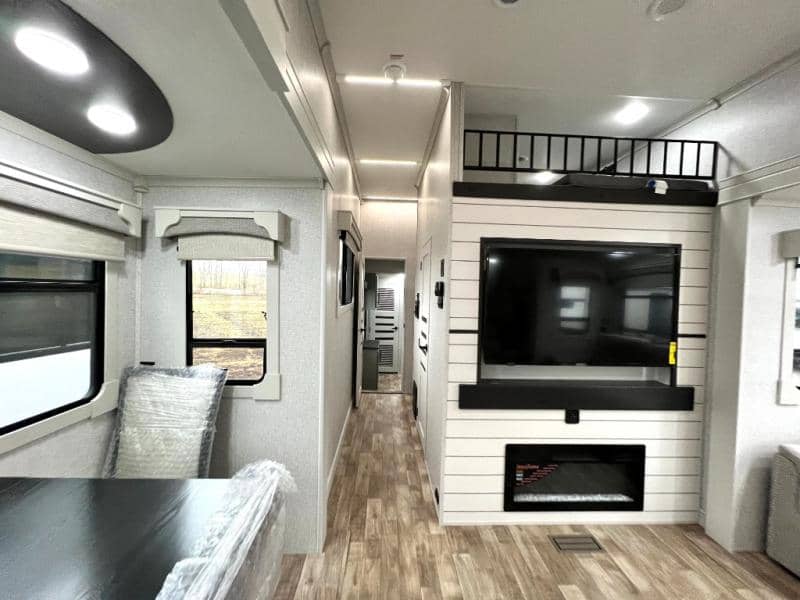 2025 CrossRoads 2025 CrossRoads Redwood Regency - thumbnail 32