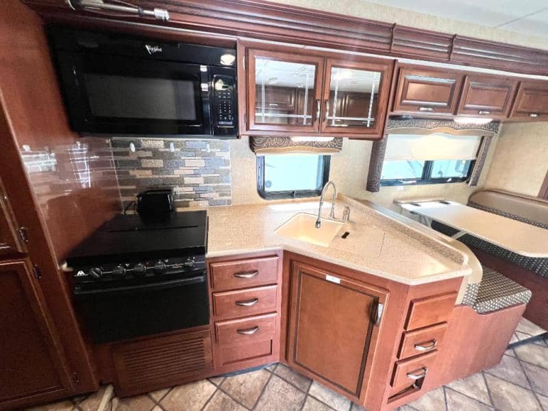 2015 Thor Motor Coach 2015 Thor Motor Coach Chateau - thumbnail 30