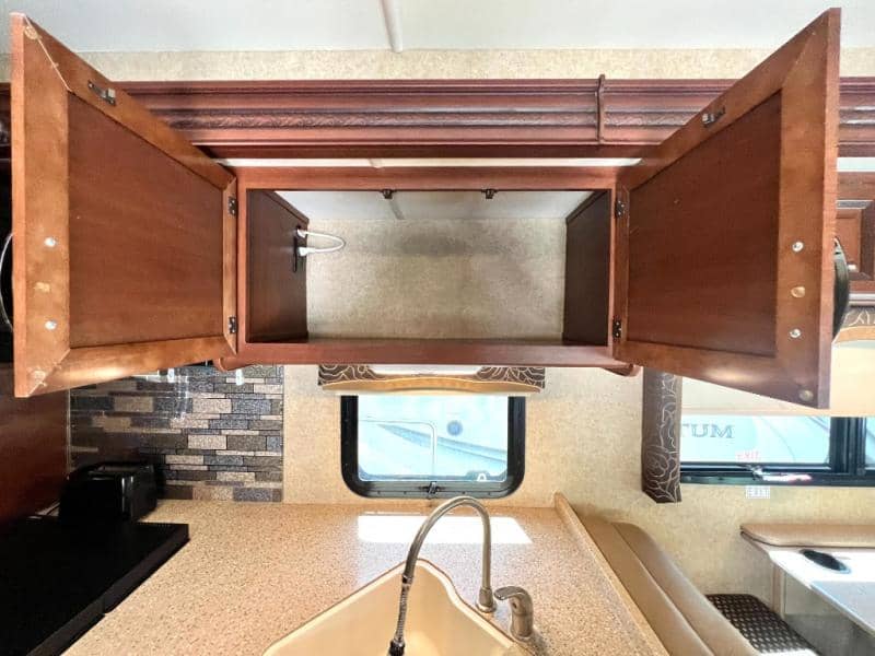 2015 Thor Motor Coach 2015 Thor Motor Coach Chateau - thumbnail 31