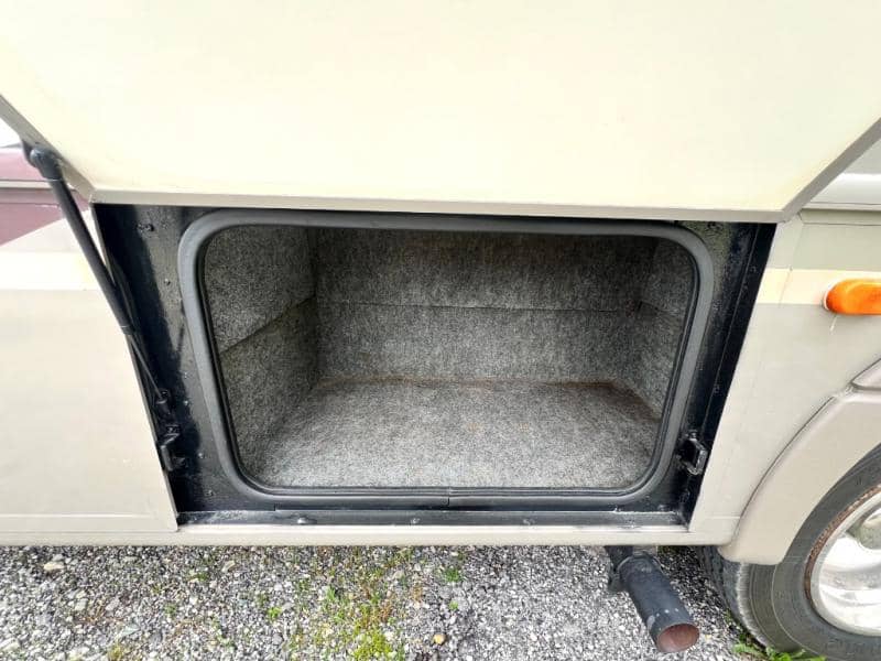 2000 Fleetwood 2000 Fleetwood Bounder - thumbnail 11