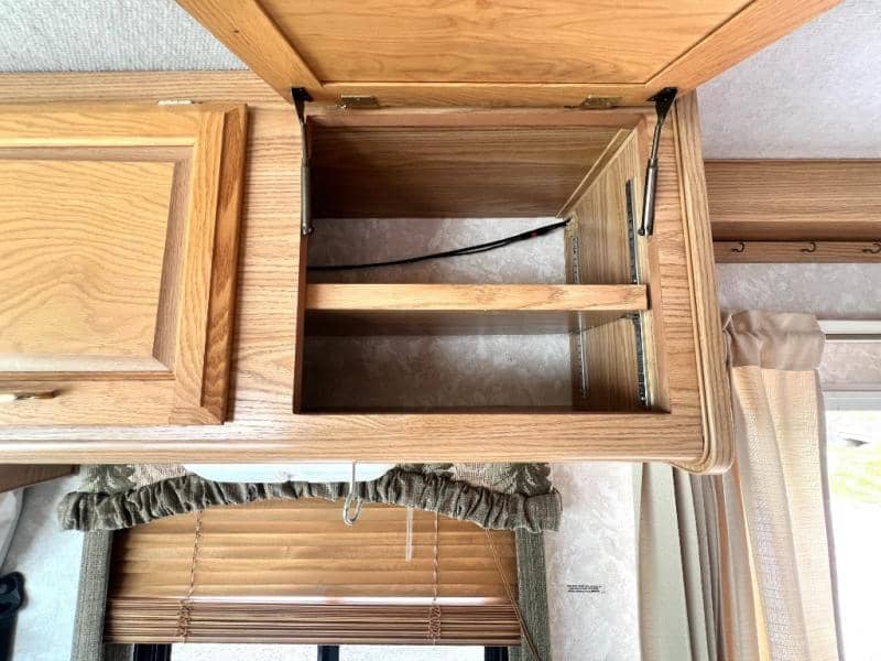 2000 Fleetwood 2000 Fleetwood Bounder - thumbnail 23