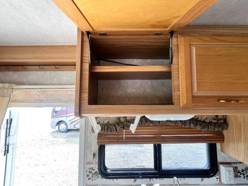 2000 Fleetwood 2000 Fleetwood Bounder - thumbnail 31