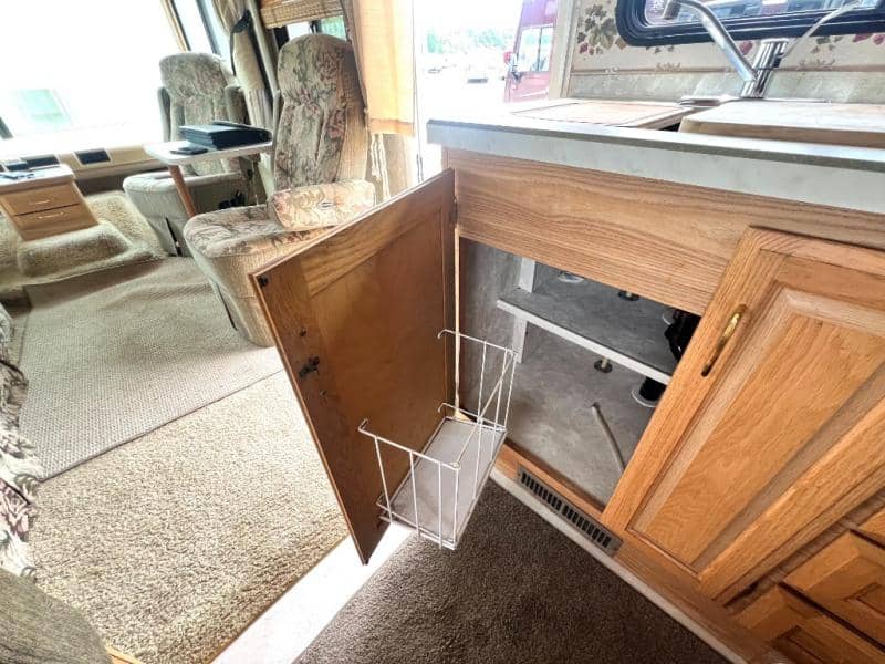 2000 Fleetwood 2000 Fleetwood Bounder - thumbnail 34