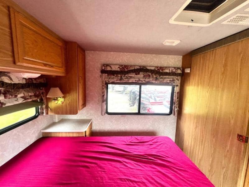 2000 Fleetwood 2000 Fleetwood Bounder - thumbnail 50