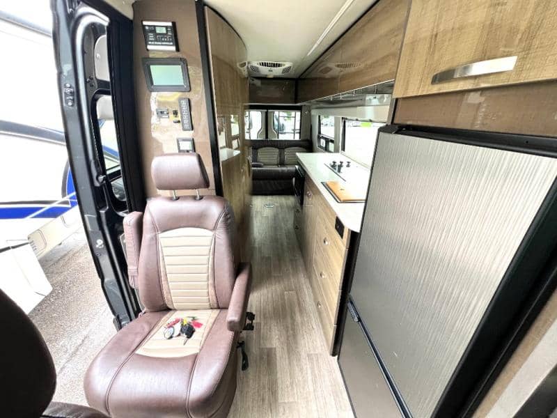 2019 Winnebago 2019 Winnebago Era - thumbnail 17