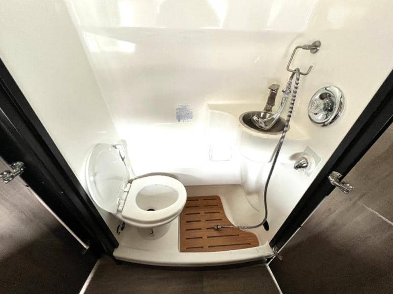 2019 Winnebago 2019 Winnebago Era - thumbnail 28