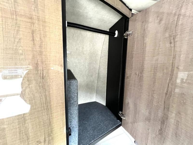 2019 Winnebago 2019 Winnebago Era - thumbnail 30