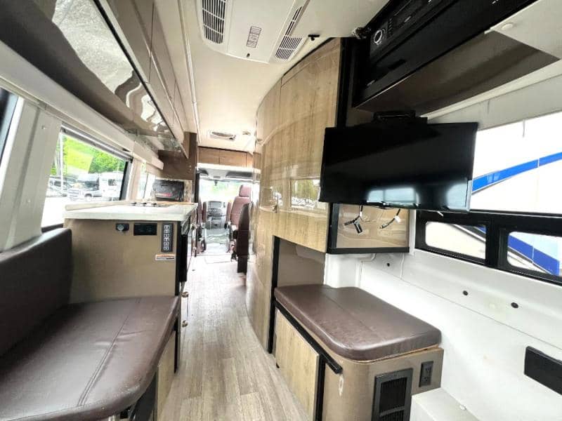 2019 Winnebago 2019 Winnebago Era - thumbnail 33