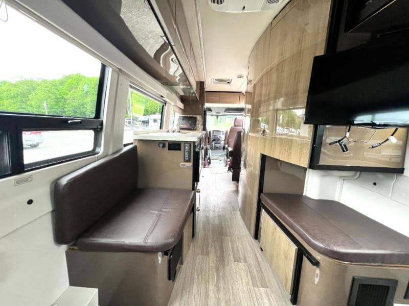 2019 Winnebago 2019 Winnebago Era - thumbnail 34