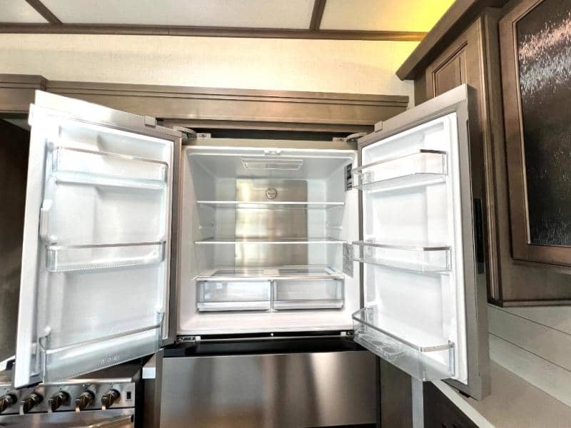 2024 Grand Design 2024 Grand Design Solitude - thumbnail 26