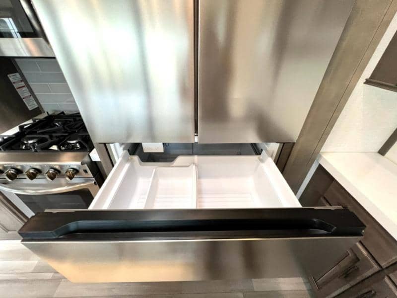 2024 Grand Design 2024 Grand Design Solitude - thumbnail 27