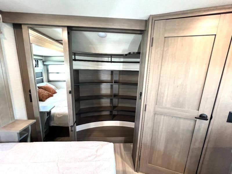 2024 Grand Design 2024 Grand Design Solitude - thumbnail 52