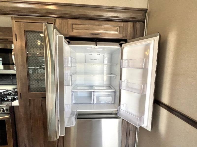 2022 Grand Design 2022 Grand Design Solitude - thumbnail 33