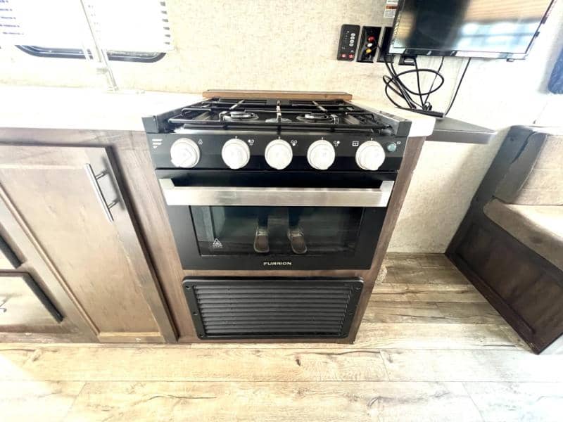 2019 Forest River 2019 Forest River Cherokee Grey Wolf - thumbnail 18