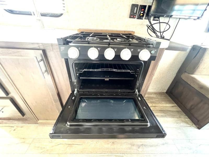 2019 Forest River 2019 Forest River Cherokee Grey Wolf - thumbnail 19