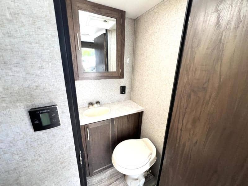 2019 Forest River 2019 Forest River Cherokee Grey Wolf - thumbnail 28