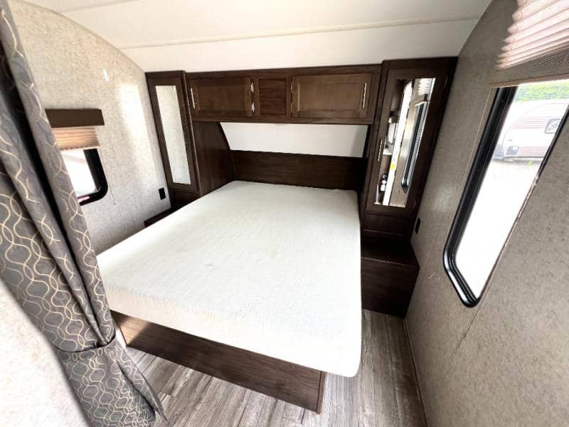 2019 Forest River 2019 Forest River Cherokee Grey Wolf - thumbnail 35