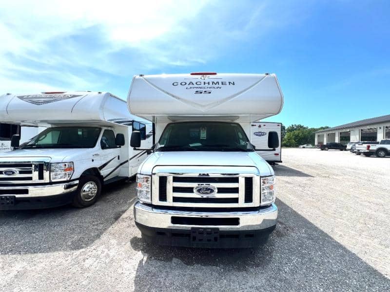 2026 Coachmen 2026 Coachmen Leprechaun - thumbnail 7