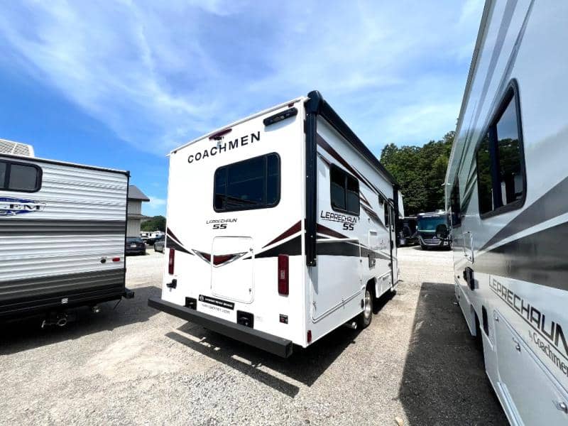 2026 Coachmen 2026 Coachmen Leprechaun - thumbnail 11