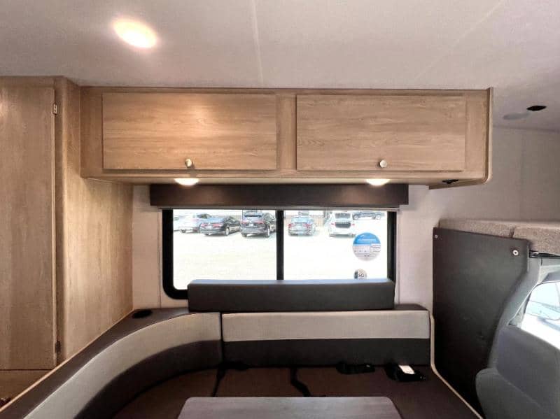 2026 Coachmen 2026 Coachmen Leprechaun - thumbnail 26