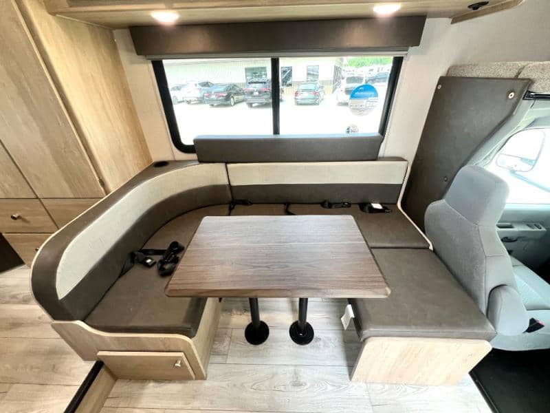 2026 Coachmen 2026 Coachmen Leprechaun - thumbnail 28