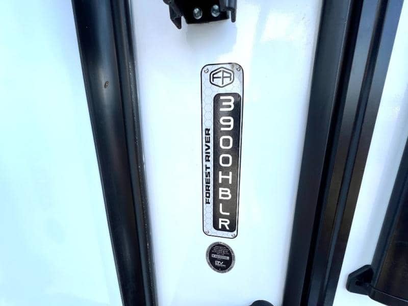 2026 Forest River 2026 Forest River Sierra - thumbnail 11