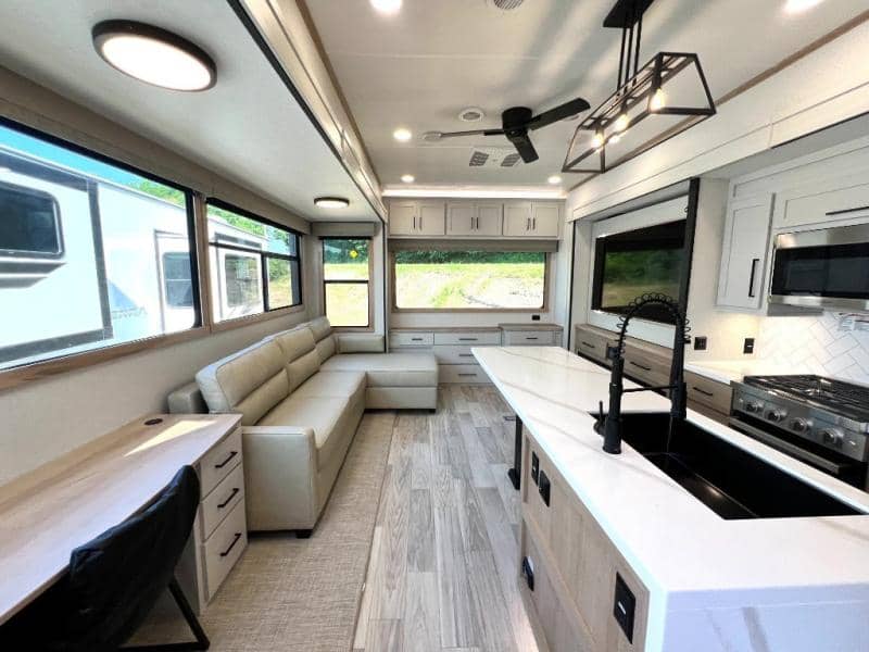 2026 Forest River 2026 Forest River Sierra - thumbnail 17