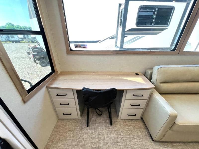 2026 Forest River 2026 Forest River Sierra - thumbnail 18