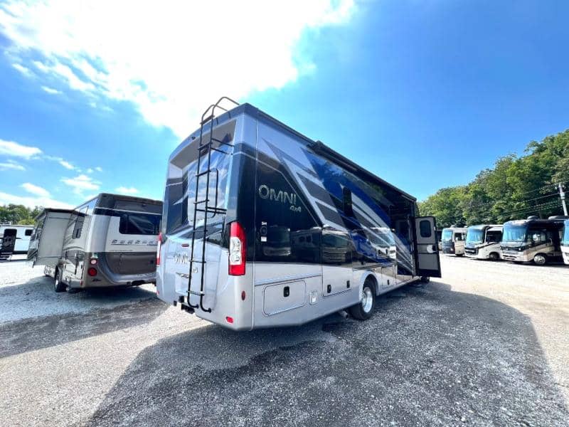 2024 Thor Motor Coach 2024 Thor Motor Coach Omni - thumbnail 11