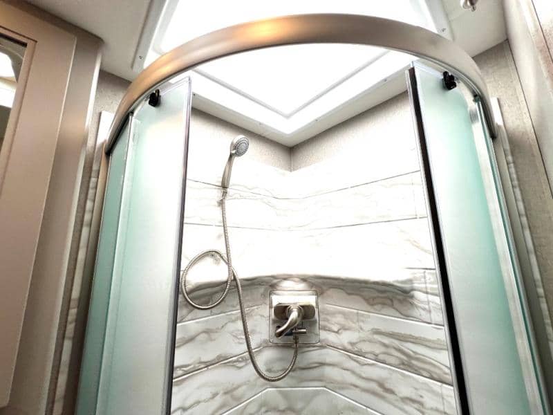 2024 Thor Motor Coach 2024 Thor Motor Coach Omni - thumbnail 49