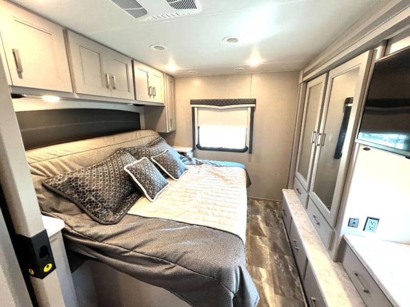 2024 Thor Motor Coach 2024 Thor Motor Coach Omni - thumbnail 53