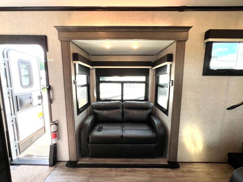 2022 Jayco 2022 Jayco North Point - thumbnail 17