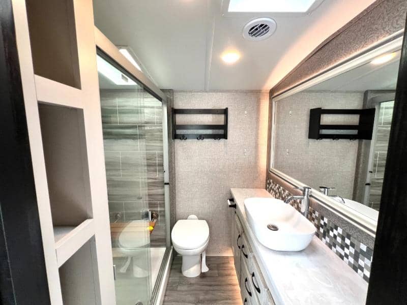 2022 Jayco 2022 Jayco North Point - thumbnail 33