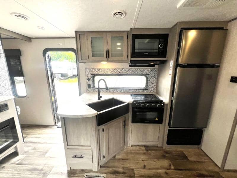 2022 COLEMAN 2022 COLEMAN LANTERN - thumbnail 16