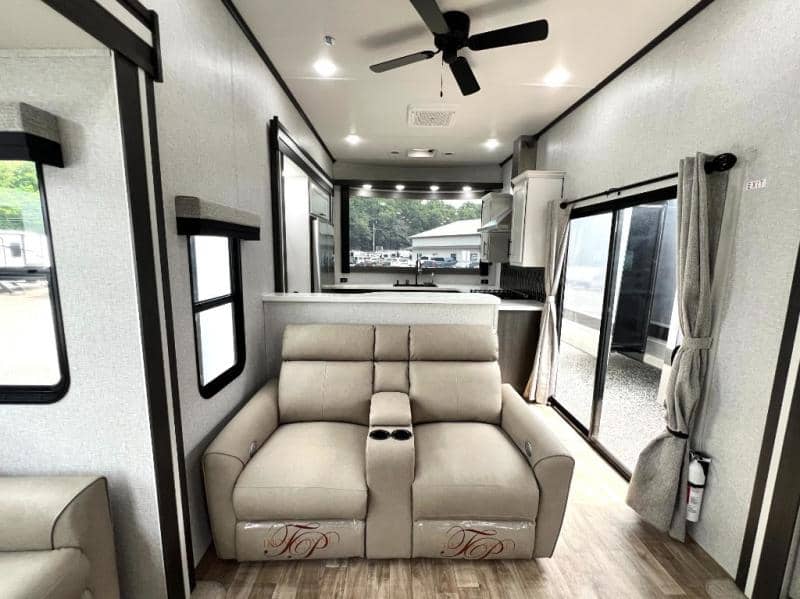 2026 CrossRoads 2026 CrossRoads Hampton - thumbnail 13