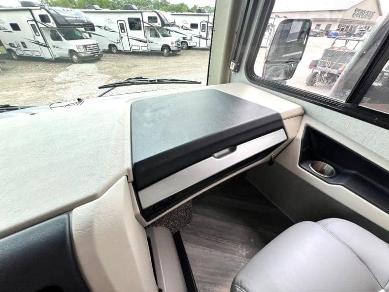 2023 Holiday Rambler 2023 Holiday Rambler Invicta - thumbnail 27