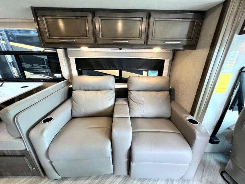 2023 Holiday Rambler 2023 Holiday Rambler Invicta - thumbnail 30