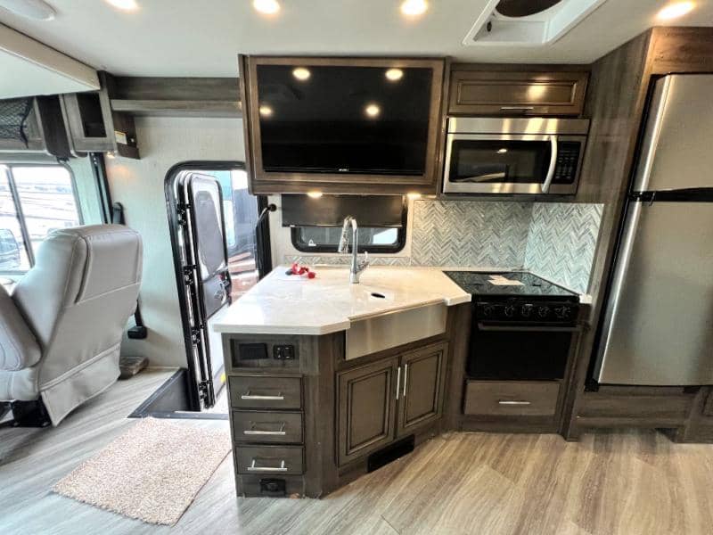 2023 Holiday Rambler 2023 Holiday Rambler Invicta - thumbnail 32