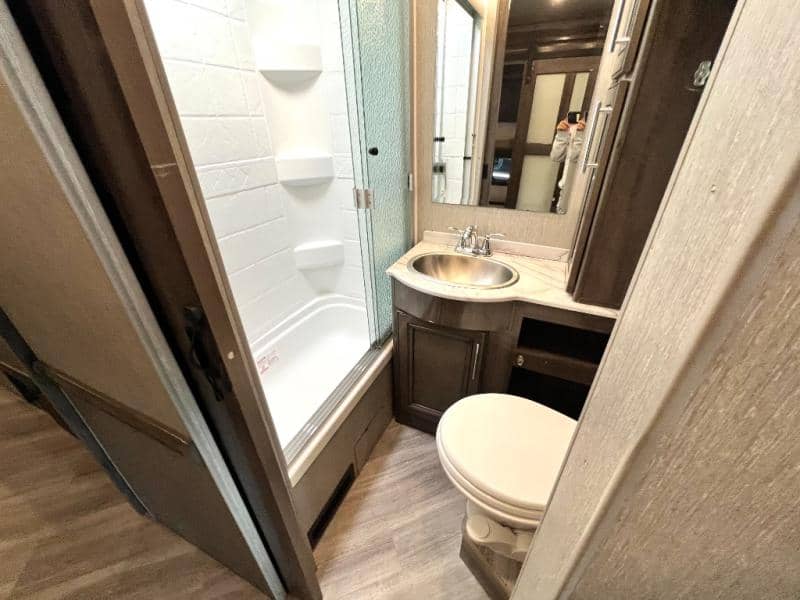 2023 Holiday Rambler 2023 Holiday Rambler Invicta - thumbnail 47